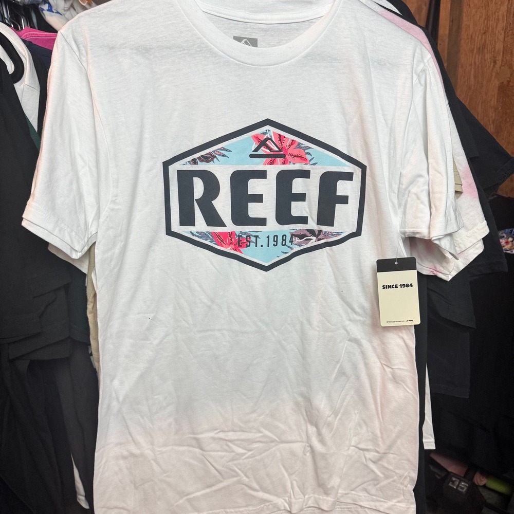 REEF - surfing shirt NWT! Size Medium